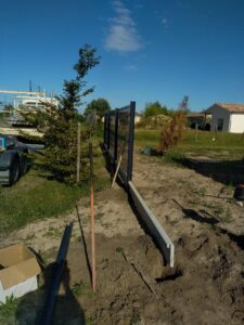 Réalisation d’une pose de clôture
