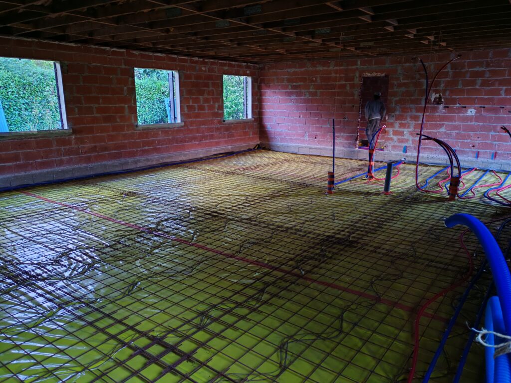 Rénovation : Coulage d'une radiée de maison à Lormont