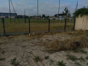 Réalisation et pose de clôture rigide avec plaque de soubassement à Auros